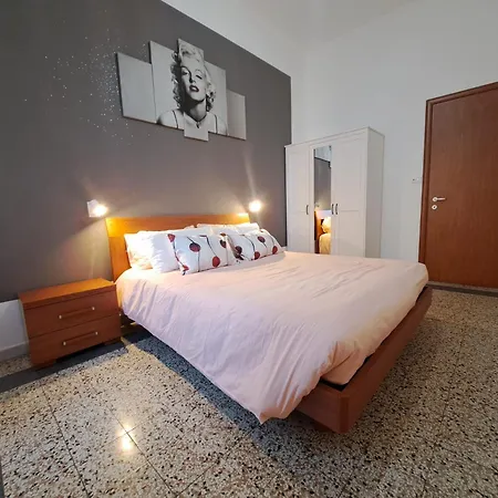 Apartment Family Dreams